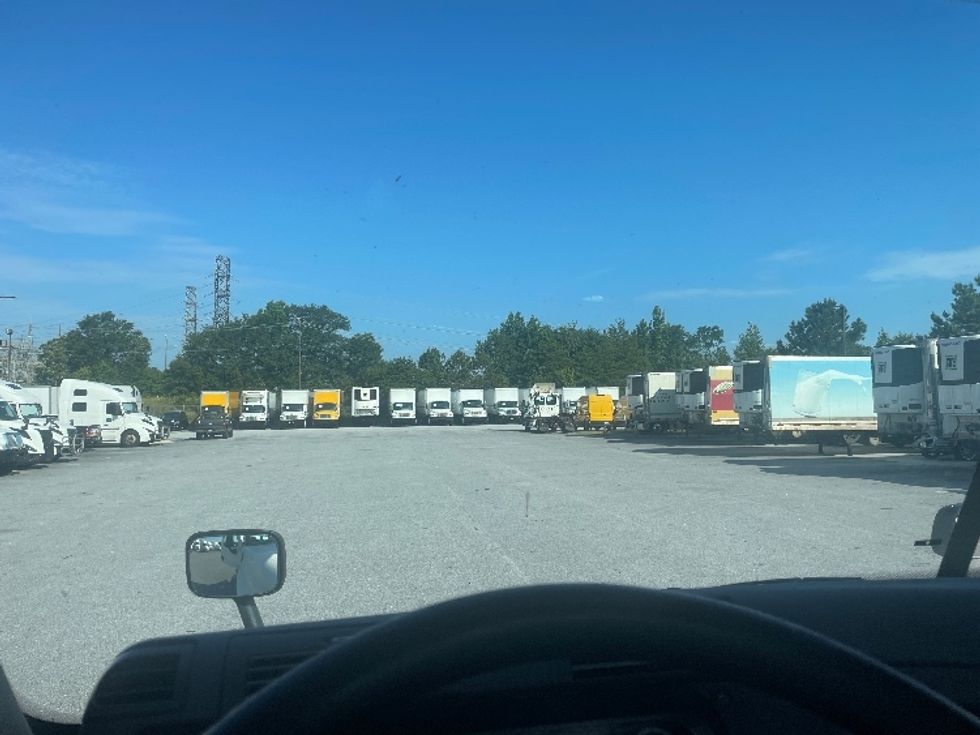 Day Cab Tractor-Heavy Duty Tractors-Freightliner-2019-Cascadia 12564ST-Greenville-SC-480,803\n\t\tmiles-$ 38,250 - Image 11