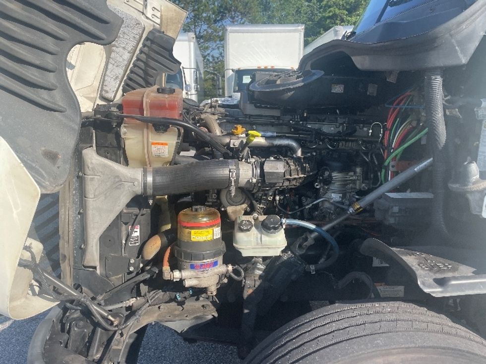 Day Cab Tractor-Heavy Duty Tractors-Freightliner-2019-Cascadia 12564ST-Greenville-SC-537,378\n\t\tmiles-$ 29,000 - Image 16