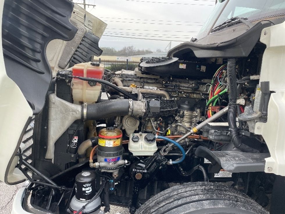 Day Cab Tractor-Heavy Duty Tractors-Freightliner-2019-Cascadia 12564ST-Greenville-SC-598,965\n\t\tmiles-$ 26,250 - Image 16