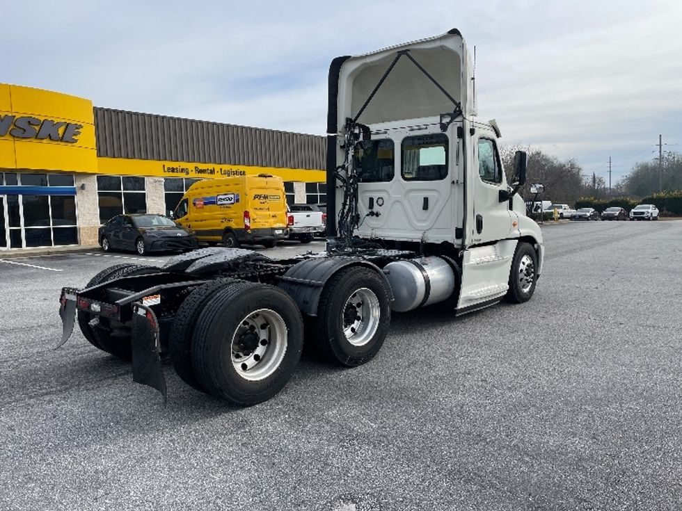 Day Cab Tractor-Heavy Duty Tractors-Freightliner-2019-Cascadia 12564ST-Greenville-SC-598,965\n\t\tmiles-$ 26,250 - Image 7