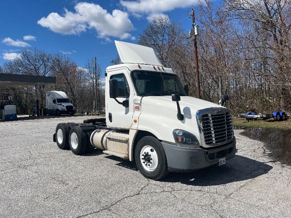 Your Next Used 2019 Freightliner Cascadia 12564ST, 213807, Is For Sale