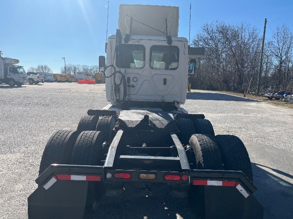 Day Cab Tractor-Heavy Duty Tractors-Freightliner-2019-Cascadia 12564ST-Greer-SC-460,133\n\t\tmiles-$ 40,000 - Image 6