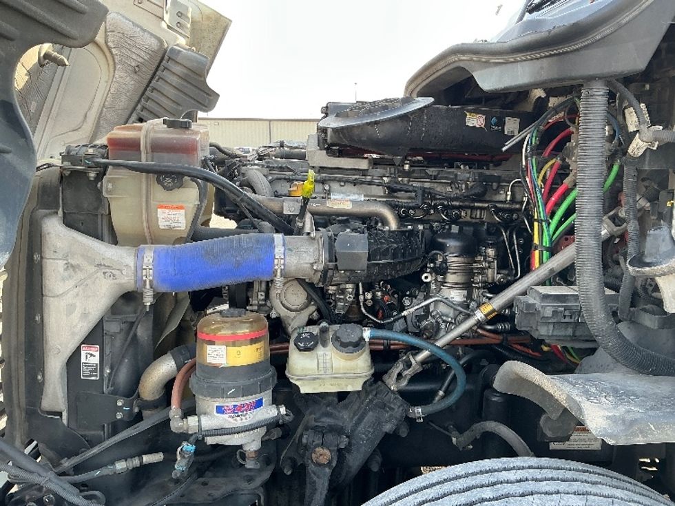 Day Cab Tractor-Heavy Duty Tractors-Freightliner-2019-Cascadia 12564ST-Gulfport-MS-340,351\n\t\tmiles-$ 42,500 - Image 16