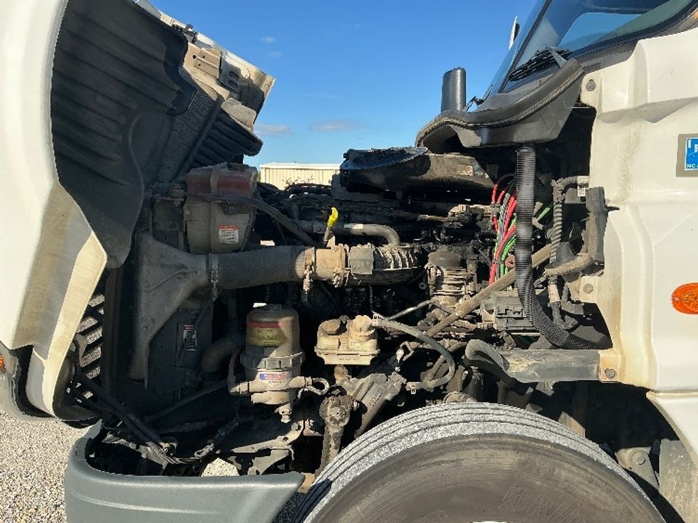 Day Cab Tractor-Heavy Duty Tractors-Freightliner-2019-Cascadia 12564ST-Gulfport-MS-527,178\n\t\tmiles-$ 32,500 - Image 16