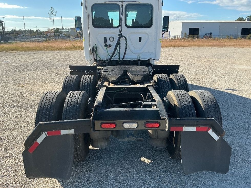 Day Cab Tractor-Heavy Duty Tractors-Freightliner-2019-Cascadia 12564ST-Gulfport-MS-527,178\n\t\tmiles-$ 32,500 - Image 6