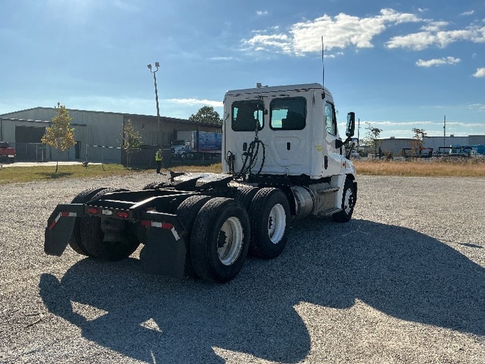Day Cab Tractor-Heavy Duty Tractors-Freightliner-2019-Cascadia 12564ST-Gulfport-MS-527,178\n\t\tmiles-$ 32,500 - Image 7