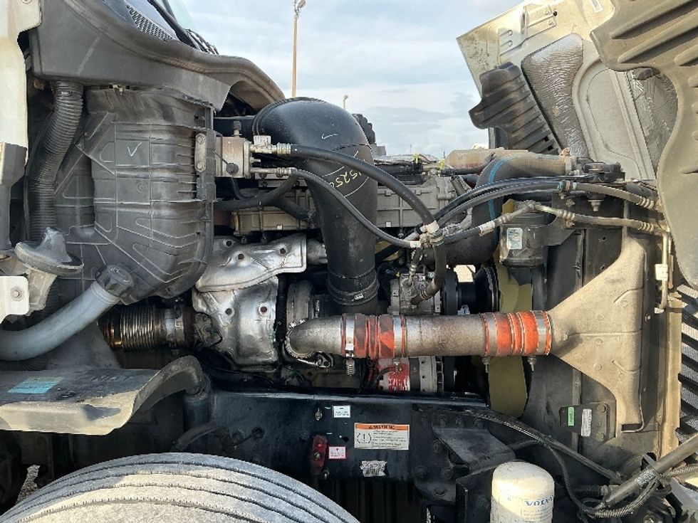 Day Cab Tractor-Heavy Duty Tractors-Freightliner-2019-Cascadia 12564ST-Gulfport-MS-543,019\n\t\tmiles-$ 32,000 - Image 15