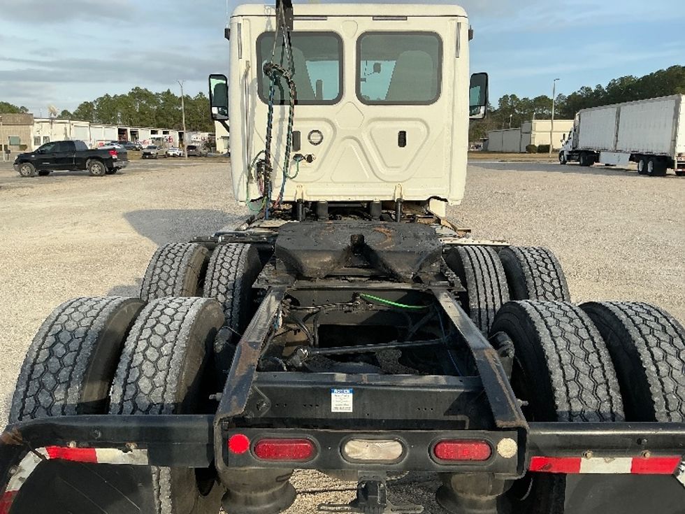 Day Cab Tractor-Heavy Duty Tractors-Freightliner-2019-Cascadia 12564ST-Gulfport-MS-543,019\n\t\tmiles-$ 32,000 - Image 6