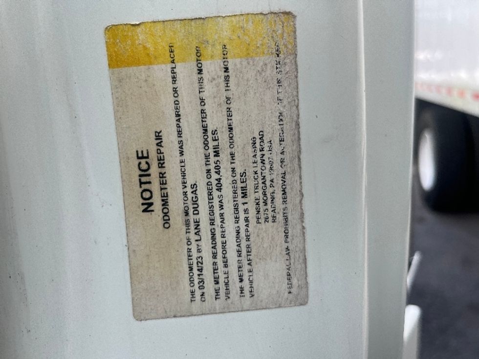 Day Cab Tractor-Heavy Duty Tractors-Freightliner-2019-Cascadia 12564ST-Hammond-LA-548,679\n\t\tmiles-$ 35,750 - Image 17