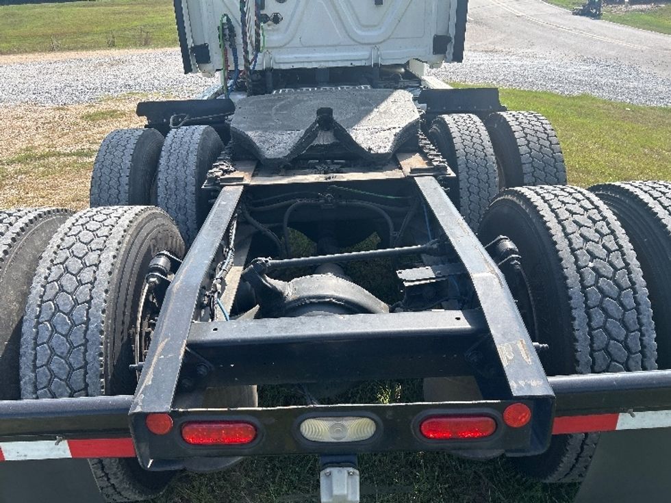 Day Cab Tractor-Heavy Duty Tractors-Freightliner-2019-Cascadia 12564ST-Hattiesburg-MS-525,532\n\t\tmiles-$ 31,750 - Image 6