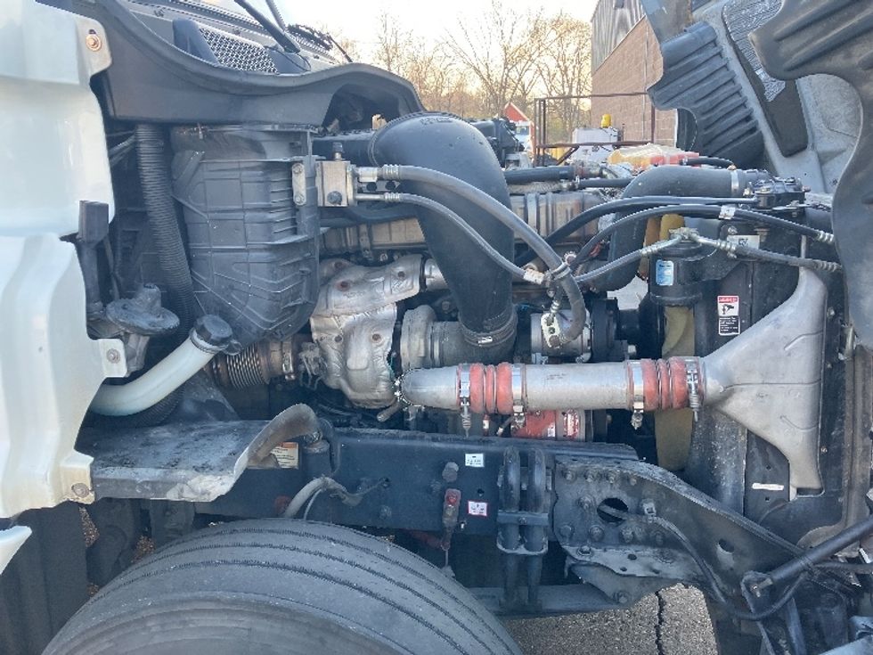 Day Cab Tractor-Heavy Duty Tractors-Freightliner-2019-Cascadia 12564ST-Hot Springs-AR-518,382\n\t\tmiles-$ 29,500 - Image 15