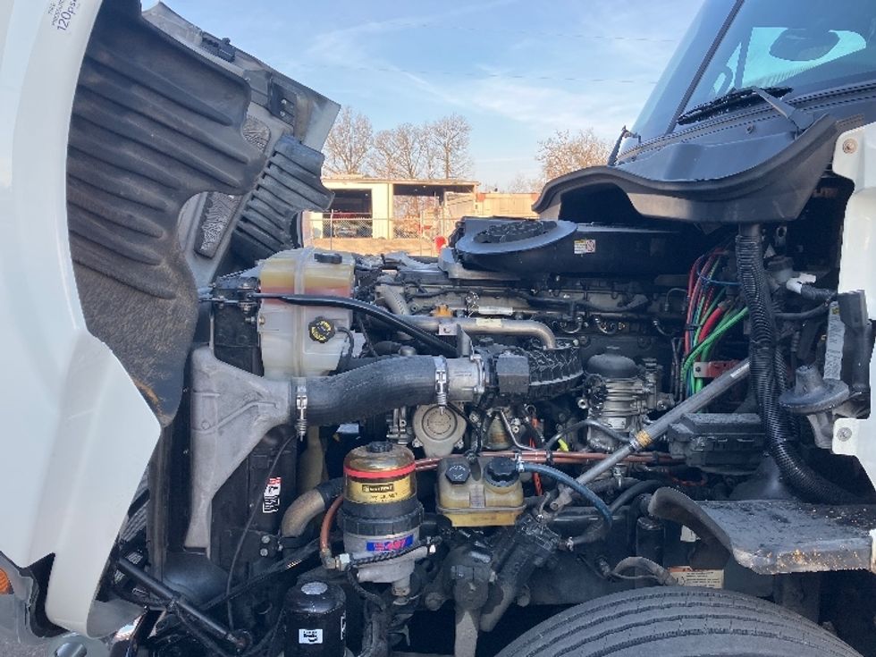 Day Cab Tractor-Heavy Duty Tractors-Freightliner-2019-Cascadia 12564ST-Hot Springs-AR-518,382\n\t\tmiles-$ 29,500 - Image 16