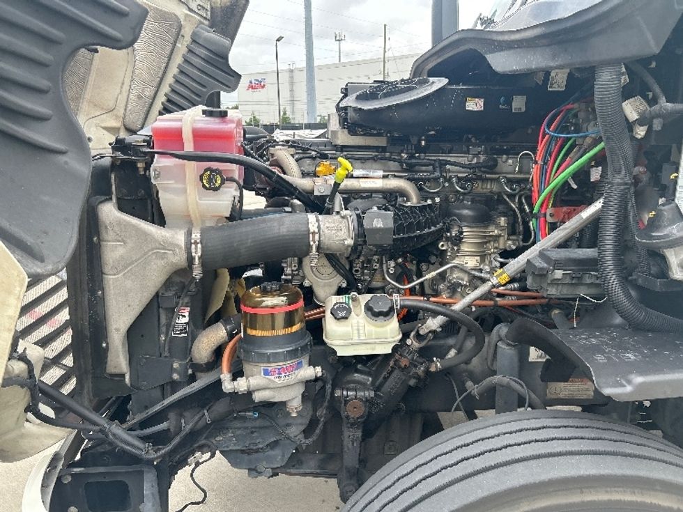 Day Cab Tractor-Heavy Duty Tractors-Freightliner-2019-Cascadia 12564ST-Houston-TX-555,357\n\t\tmiles-$ 34,750 - Image 16