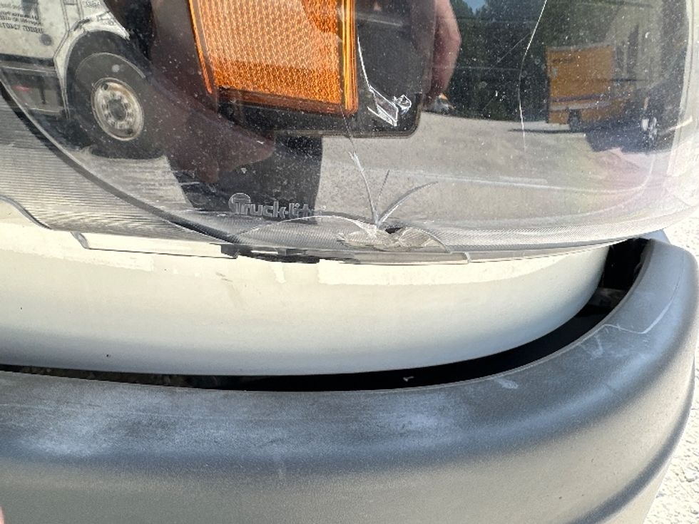 Day Cab Tractor-Heavy Duty Tractors-Freightliner-2019-Cascadia 12564ST-Huntington-WV-616,165\n\t\tmiles-$ 31,500 - Image 19