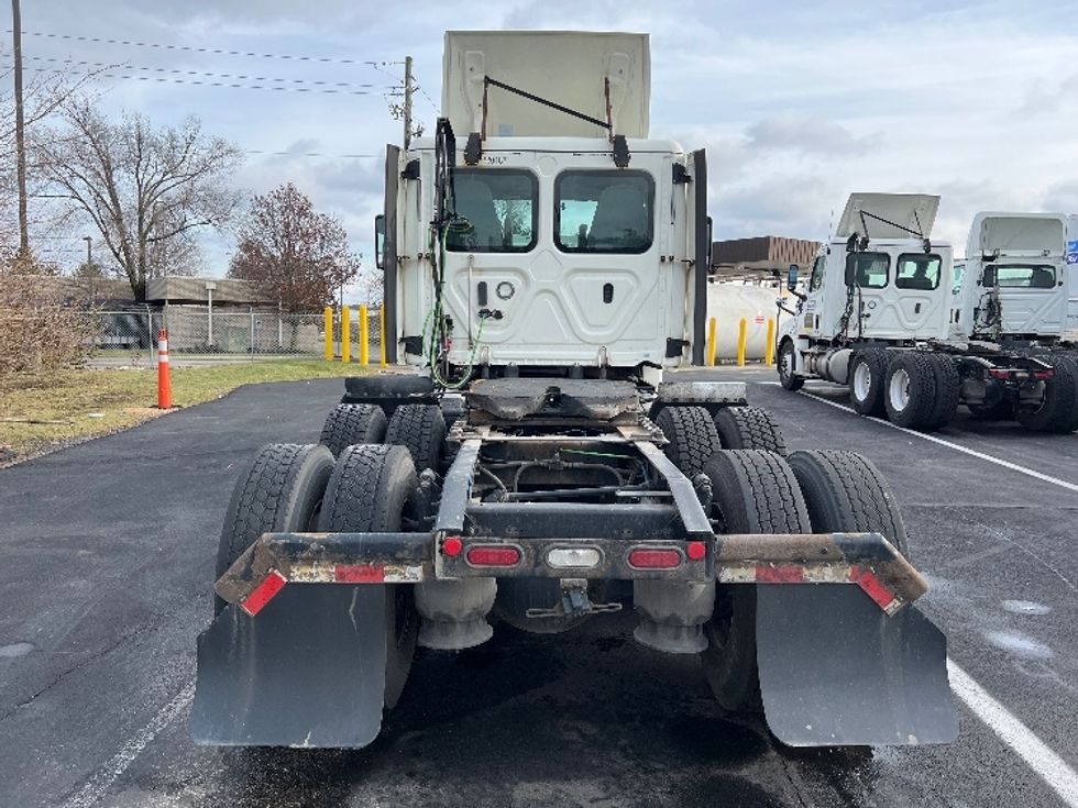 Day Cab Tractor-Heavy Duty Tractors-Freightliner-2019-Cascadia 12564ST-Indianapolis-IN-408,459\n\t\tmiles-$ 48,750 - Image 6