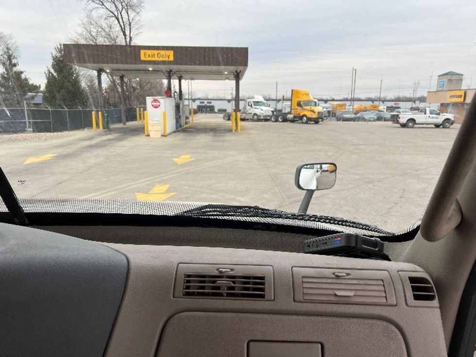 Day Cab Tractor-Heavy Duty Tractors-Freightliner-2019-Cascadia 12564ST-Indianapolis-IN-412,000\n\t\tmiles-$ 44,250 - Image 13