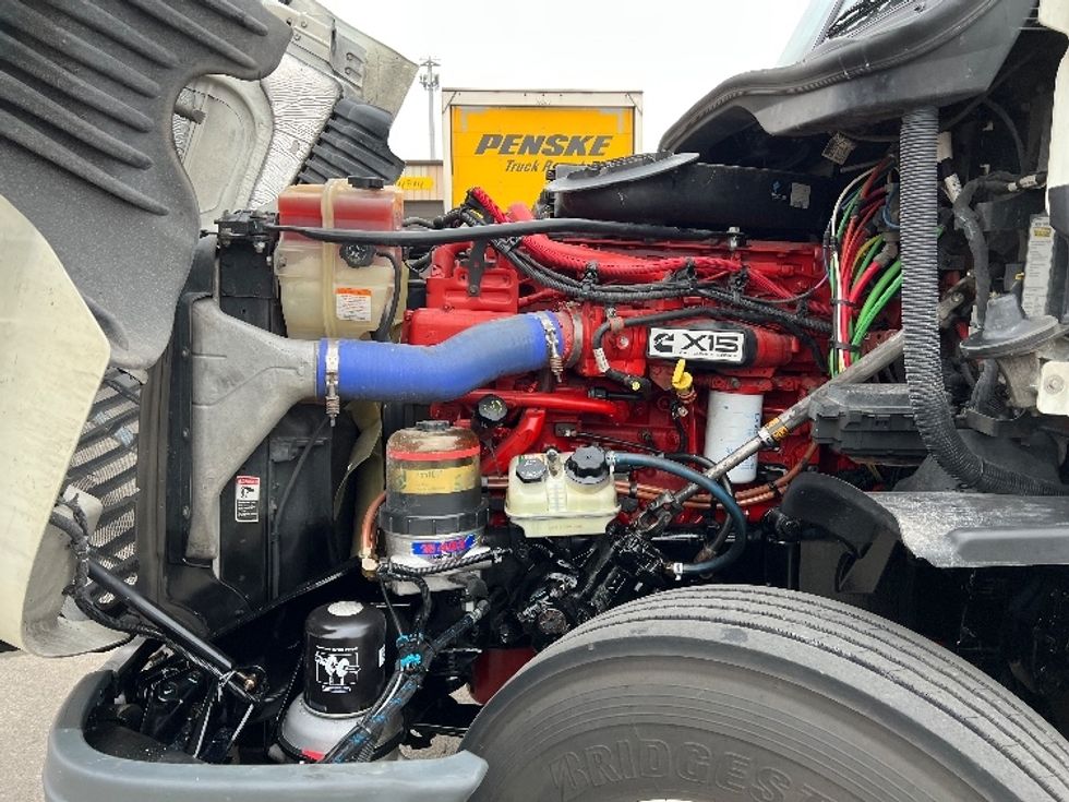 Day Cab Tractor-Heavy Duty Tractors-Freightliner-2019-Cascadia 12564ST-Indianapolis-IN-412,000\n\t\tmiles-$ 44,250 - Image 16