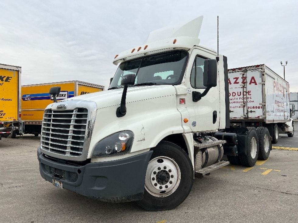 Day Cab Tractor-Heavy Duty Tractors-Freightliner-2019-Cascadia 12564ST-Indianapolis-IN-412,000\n\t\tmiles-$ 44,250 - Image 3