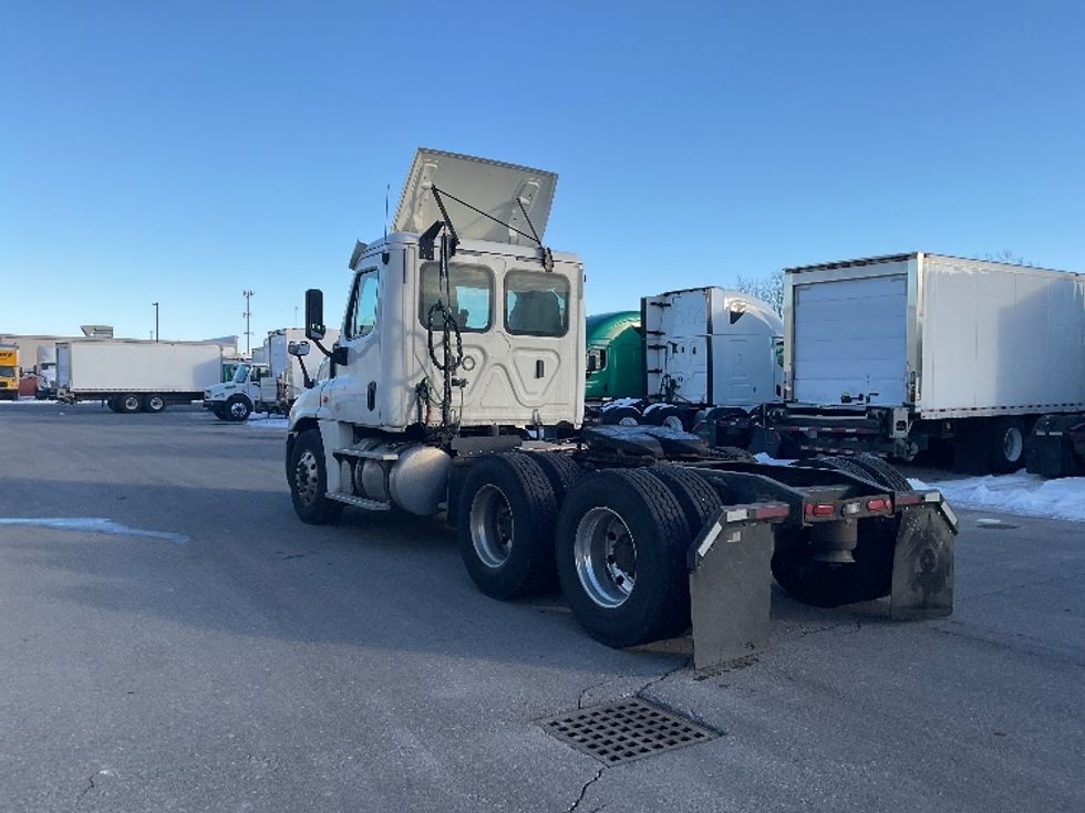 Day Cab Tractor-Heavy Duty Tractors-Freightliner-2019-Cascadia 12564ST-Indianapolis-IN-478,977\n\t\tmiles-$ 38,750 - Image 5