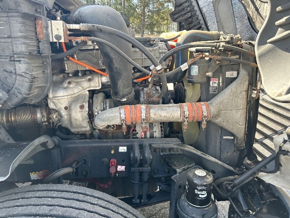 Day Cab Tractor-Heavy Duty Tractors-Freightliner-2019-Cascadia 12564ST-Jonesboro-GA-438,077\n\t\tmiles-$ 49,500 - Image 15