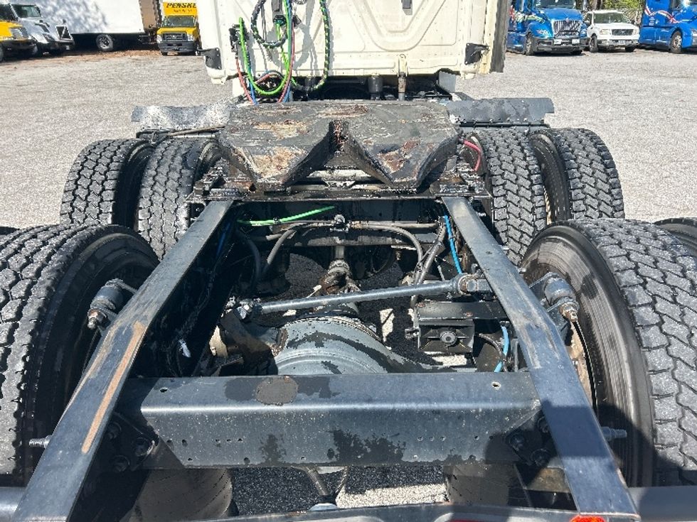 Day Cab Tractor-Heavy Duty Tractors-Freightliner-2019-Cascadia 12564ST-Jonesboro-GA-438,077\n\t\tmiles-$ 49,500 - Image 6