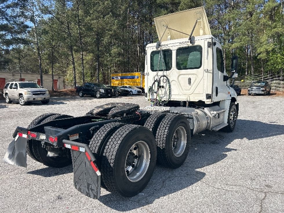 Day Cab Tractor-Heavy Duty Tractors-Freightliner-2019-Cascadia 12564ST-Jonesboro-GA-438,077\n\t\tmiles-$ 49,500 - Image 7