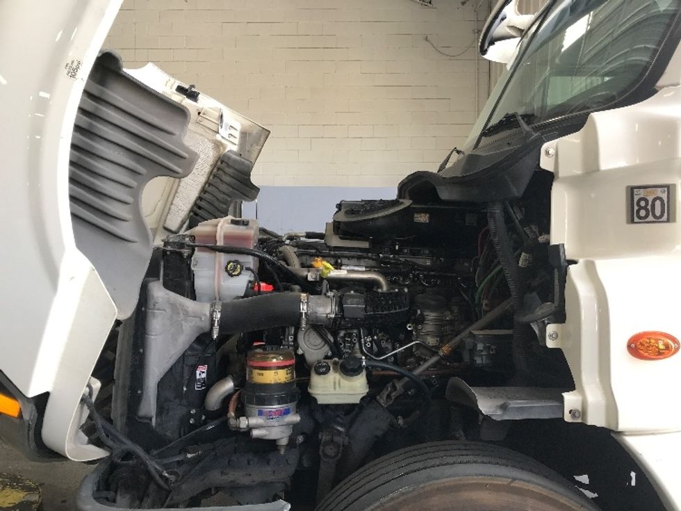 Day Cab Tractor-Heavy Duty Tractors-Freightliner-2019-Cascadia 12564ST-Jurupa Valley-CA-283,697\n\t\tmiles-$ 49,250 - Image 16