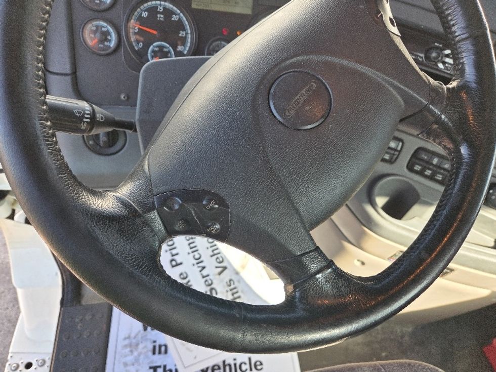 Day Cab Tractor-Heavy Duty Tractors-Freightliner-2019-Cascadia 12564ST-Kansas City-MO-583,758\n\t\tmiles-$ 26,750 - Image 11