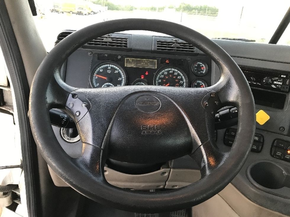 Day Cab Tractor-Heavy Duty Tractors-Freightliner-2019-Cascadia 12564ST-Katy-TX-732,544\n\t\tmiles-$ 26,500 - Image 11