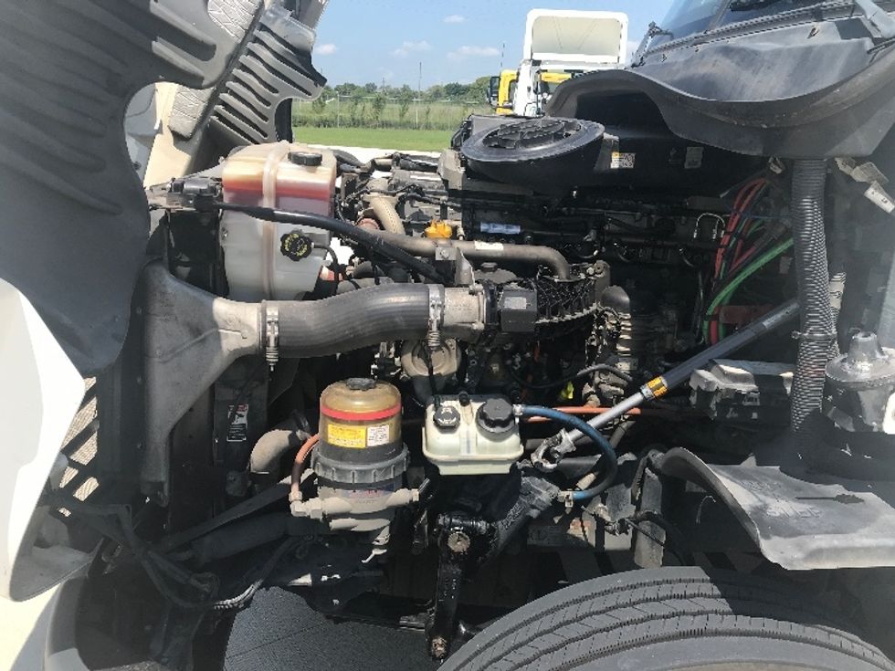 Day Cab Tractor-Heavy Duty Tractors-Freightliner-2019-Cascadia 12564ST-Katy-TX-829,981\n\t\tmiles-$ 26,500 - Image 16