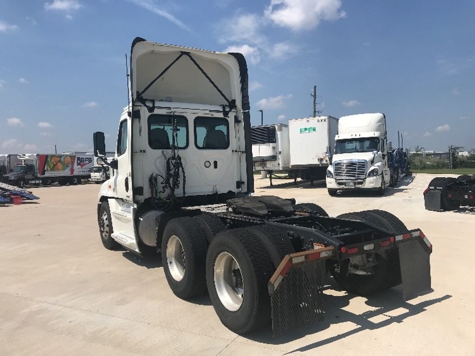 Day Cab Tractor-Heavy Duty Tractors-Freightliner-2019-Cascadia 12564ST-Katy-TX-829,981\n\t\tmiles-$ 26,500 - Image 5