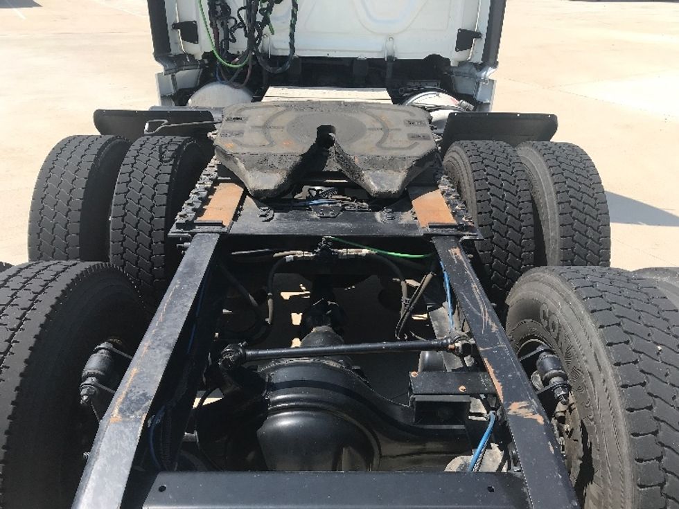 Day Cab Tractor-Heavy Duty Tractors-Freightliner-2019-Cascadia 12564ST-Katy-TX-829,981\n\t\tmiles-$ 26,500 - Image 6