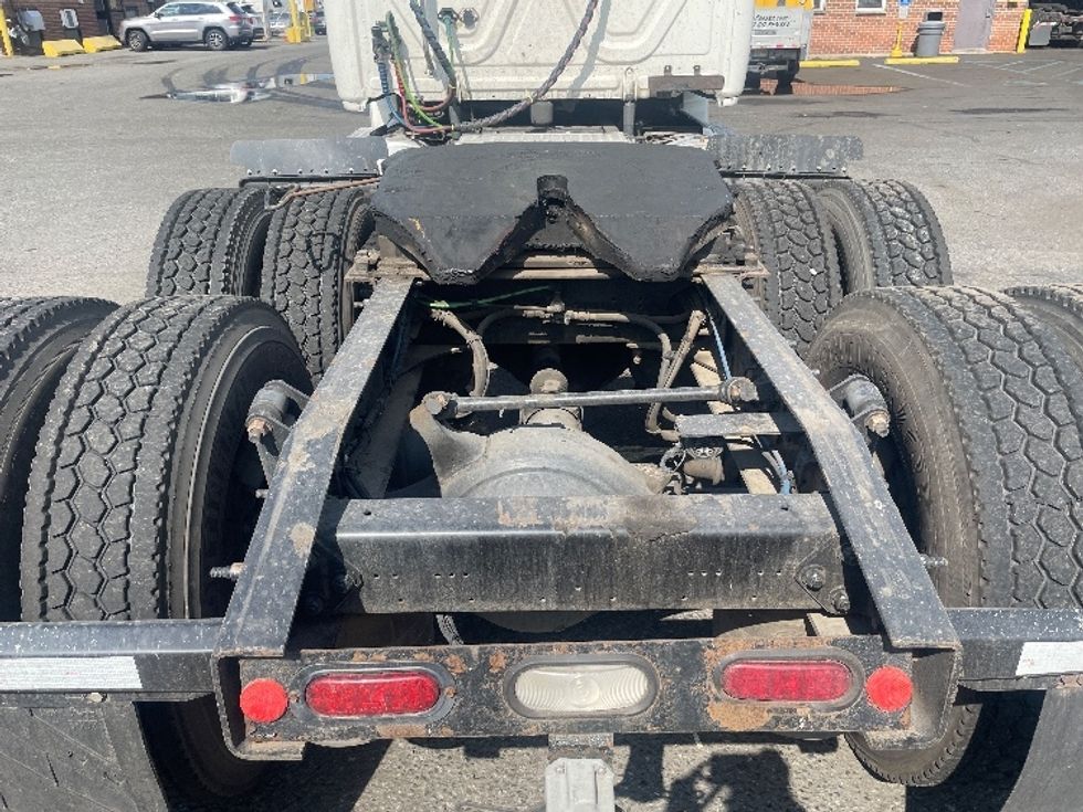 Day Cab Tractor-Heavy Duty Tractors-Freightliner-2019-Cascadia 12564ST-Kearny-NJ-244,110\n\t\tmiles-$ 53,750 - Image 6