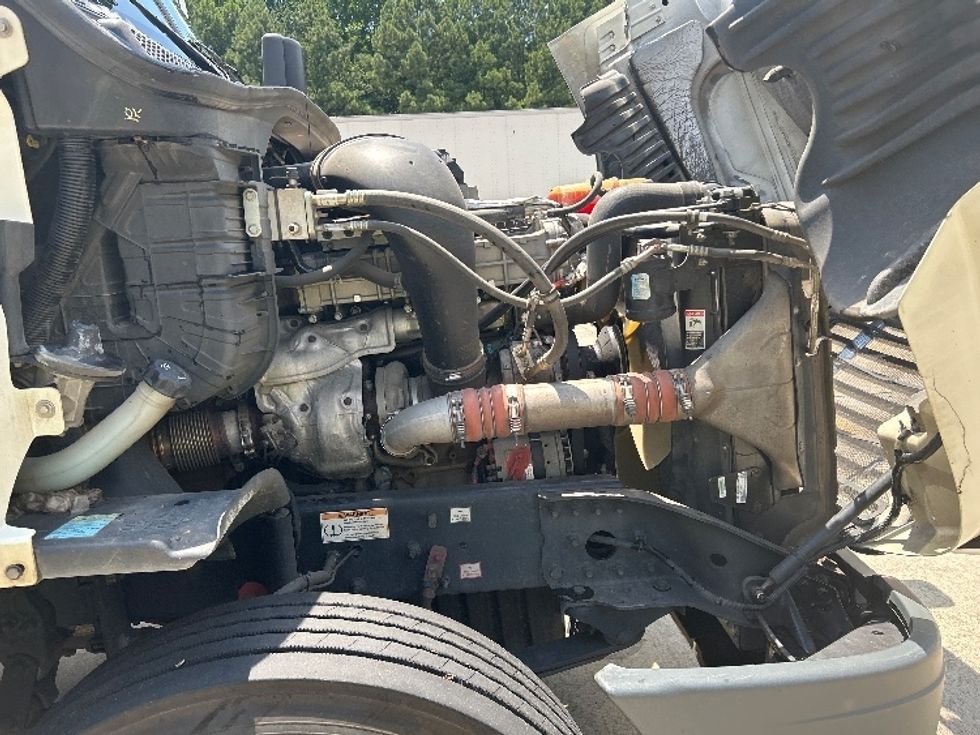 Day Cab Tractor-Heavy Duty Tractors-Freightliner-2019-Cascadia 12564ST-Kennesaw-GA-455,943\n\t\tmiles-$ 36,250 - Image 15