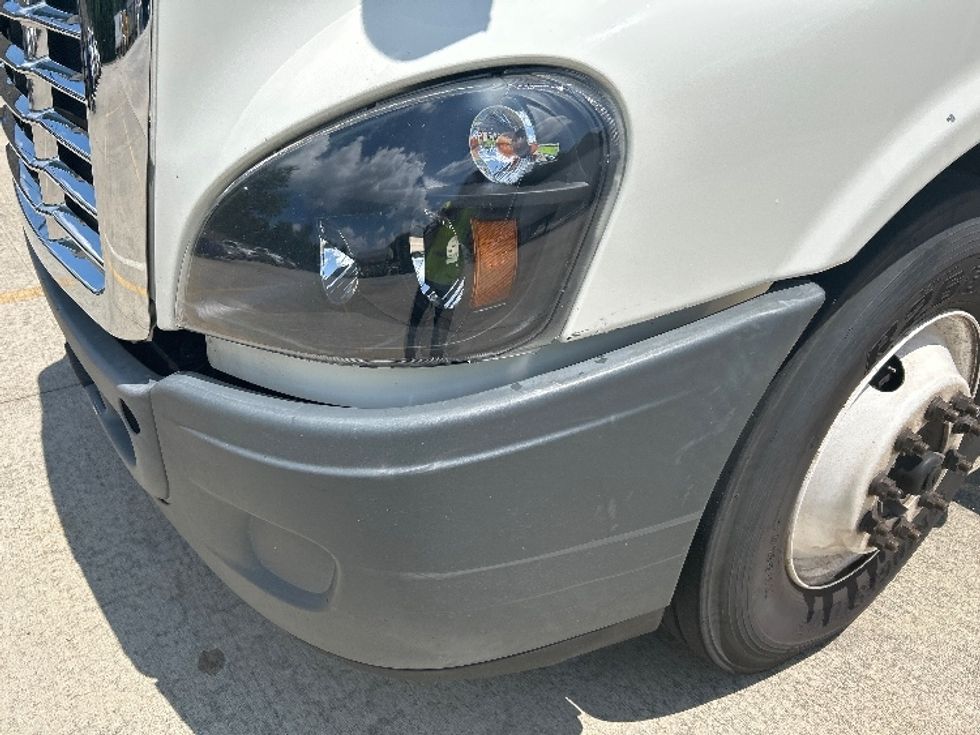 Day Cab Tractor-Heavy Duty Tractors-Freightliner-2019-Cascadia 12564ST-Kennesaw-GA-455,943\n\t\tmiles-$ 36,250 - Image 17