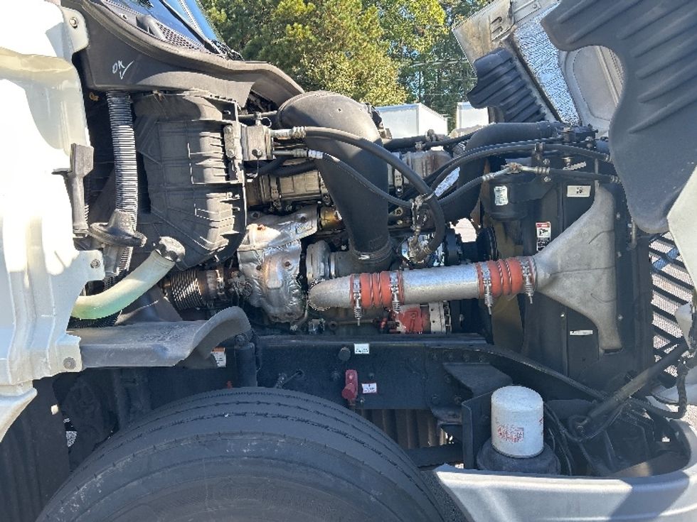 Day Cab Tractor-Heavy Duty Tractors-Freightliner-2019-Cascadia 12564ST-Kennesaw-GA-482,285\n\t\tmiles-$ 35,000 - Image 15