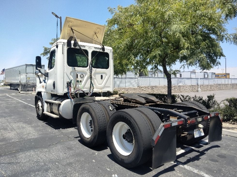 Day Cab Tractor-Heavy Duty Tractors-Freightliner-2019-Cascadia 12564ST-La Mirada-CA-73,889\n\t\tmiles-$ 46,250 - Image 5