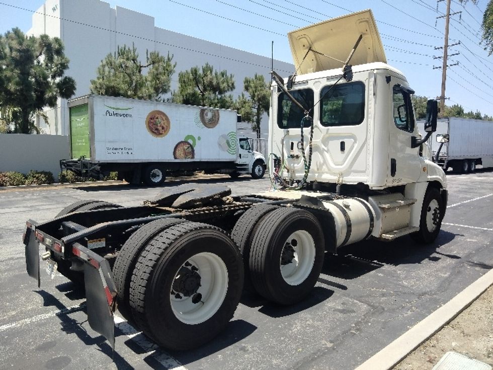 Day Cab Tractor-Heavy Duty Tractors-Freightliner-2019-Cascadia 12564ST-La Mirada-CA-73,889\n\t\tmiles-$ 46,250 - Image 7