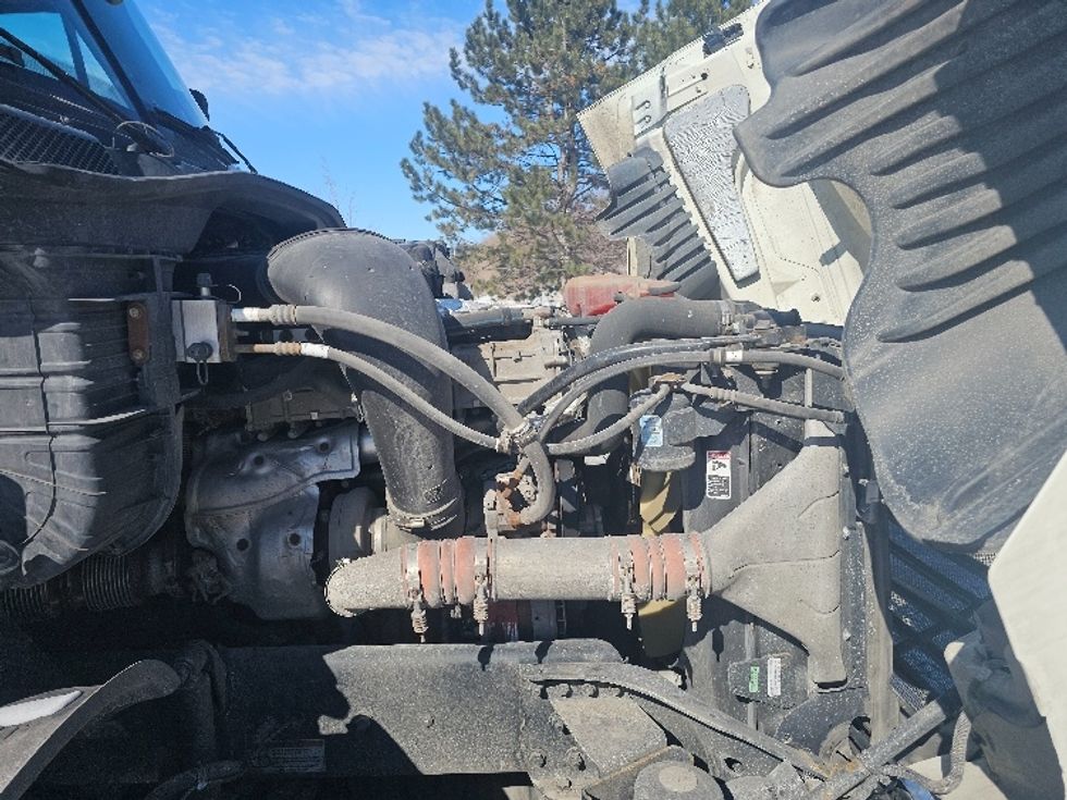 Day Cab Tractor-Heavy Duty Tractors-Freightliner-2019-Cascadia 12564ST-Lenexa-KS-622,227\n\t\tmiles-$ 30,750 - Image 15