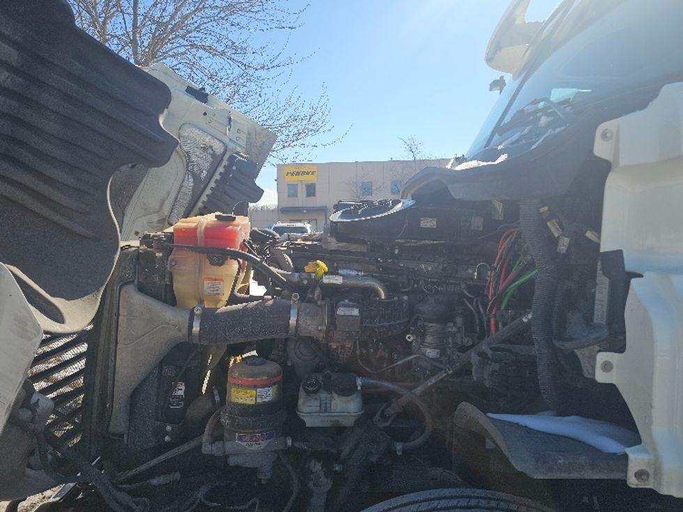 Day Cab Tractor-Heavy Duty Tractors-Freightliner-2019-Cascadia 12564ST-Lenexa-KS-622,227\n\t\tmiles-$ 30,750 - Image 16