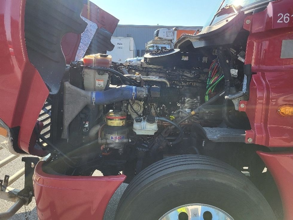 Day Cab Tractor-Heavy Duty Tractors-Freightliner-2019-Cascadia 12564ST-Londonderry-NH-445,089\n\t\tmiles-$ 36,250 - Image 16