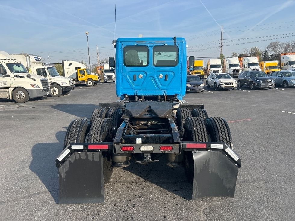 Day Cab Tractor-Heavy Duty Tractors-Freightliner-2019-Cascadia 12564ST-Louisville-KY-615,000\n\t\tmiles-$ 21,750 - Image 6