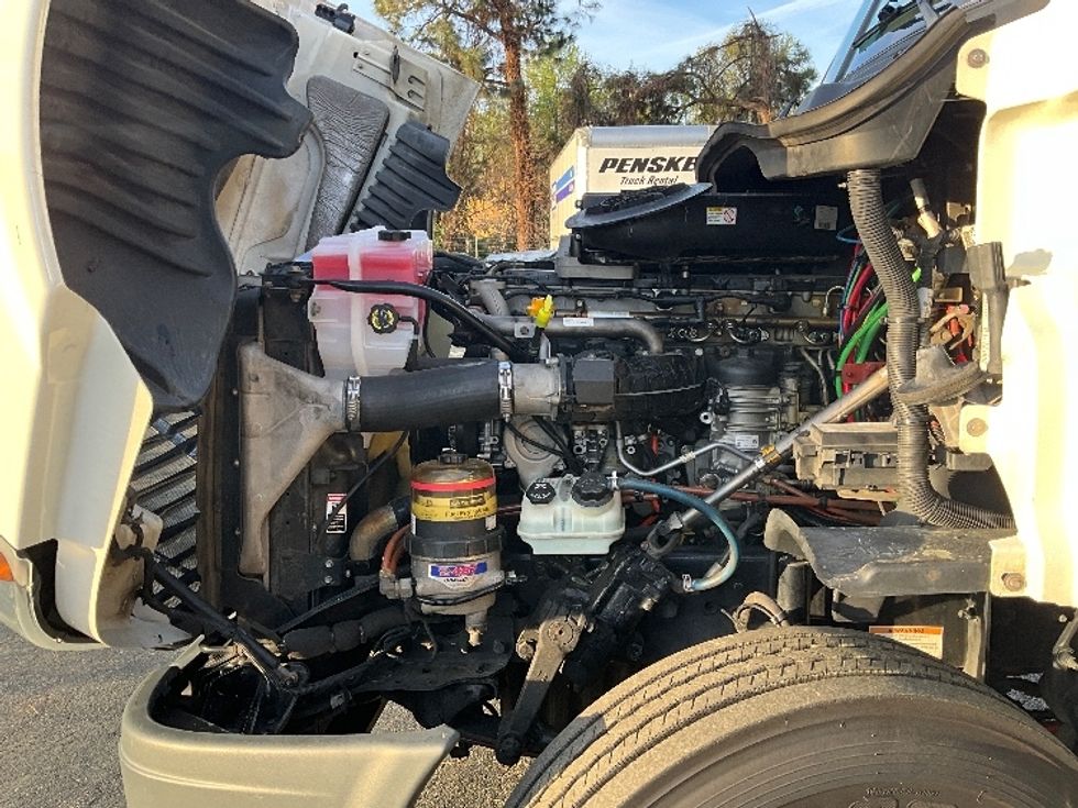 Day Cab Tractor-Heavy Duty Tractors-Freightliner-2019-Cascadia 12564ST-Mebane-NC-393,391\n\t\tmiles-$ 35,750 - Image 16