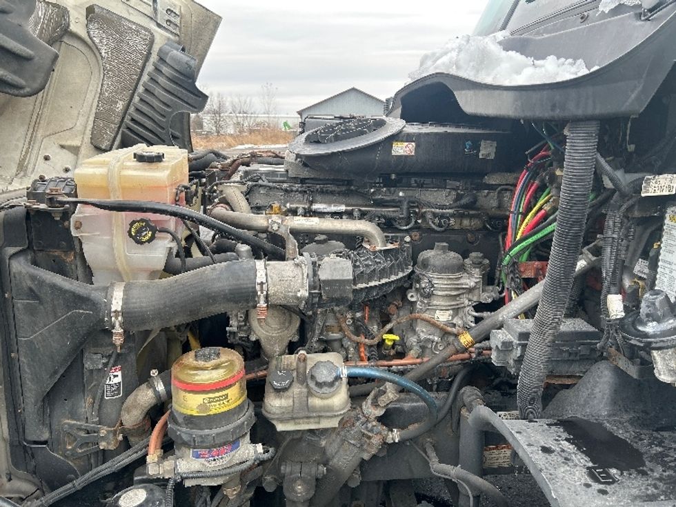 Day Cab Tractor-Heavy Duty Tractors-Freightliner-2019-Cascadia 12564ST-Middlefield-OH-573,780\n\t\tmiles-$ 24,250 - Image 16