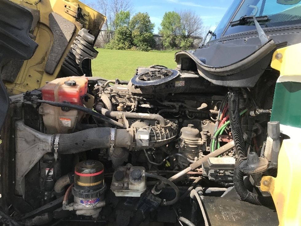 Day Cab Tractor-Heavy Duty Tractors-Freightliner-2019-Cascadia 12564ST-Montgomery-AL-307,499\n\t\tmiles-$ 56,000 - Image 15