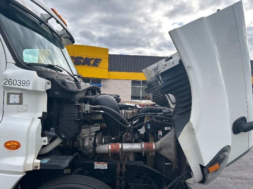 Day Cab Tractor-Heavy Duty Tractors-Freightliner-2019-Cascadia 12564ST-Montgomery-NY-149,356\n\t\tmiles-$ 45,250 - Image 15