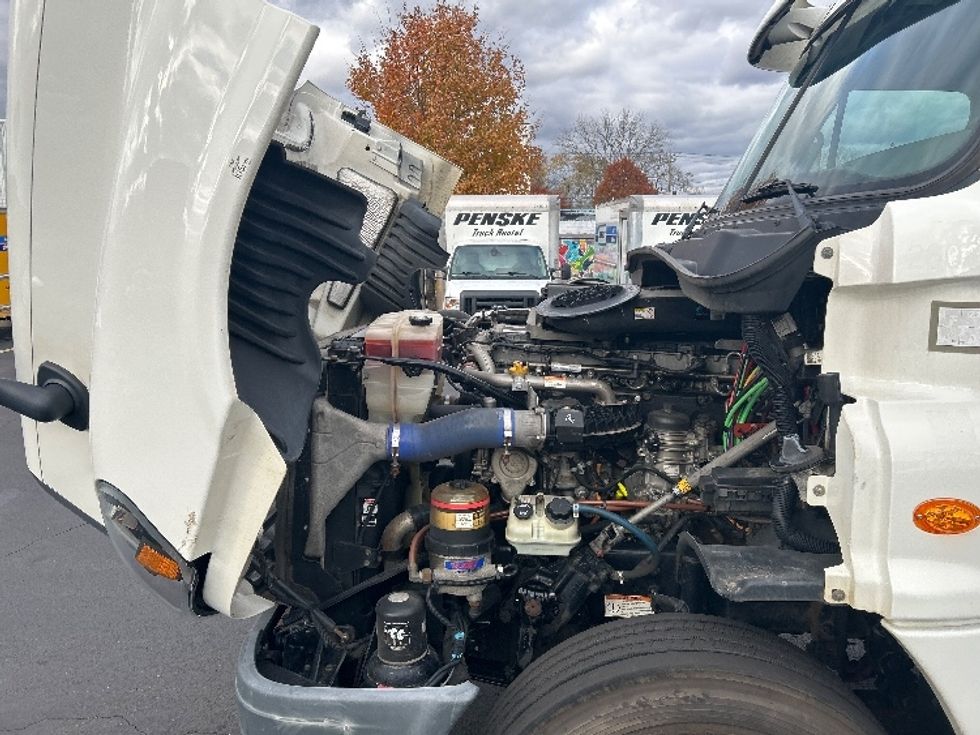 Day Cab Tractor-Heavy Duty Tractors-Freightliner-2019-Cascadia 12564ST-Montgomery-NY-149,356\n\t\tmiles-$ 45,250 - Image 16