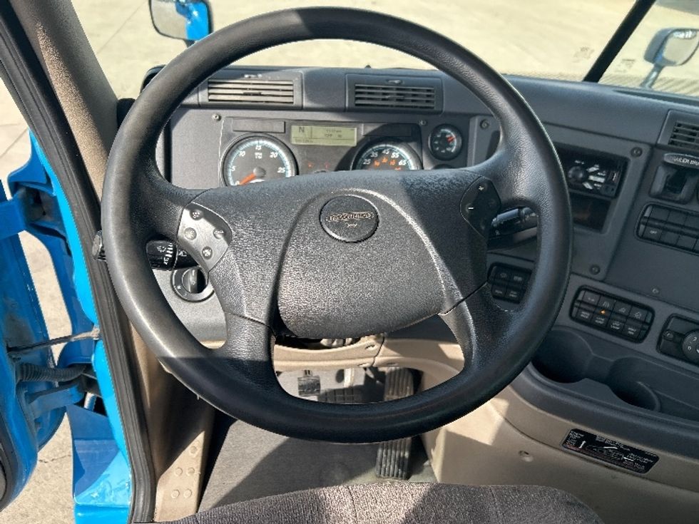 Day Cab Tractor-Heavy Duty Tractors-Freightliner-2019-Cascadia 12564ST-Nashville (Mount Juliet)-TN-337,377\n\t\tmiles-$ 40,500 - Image 11