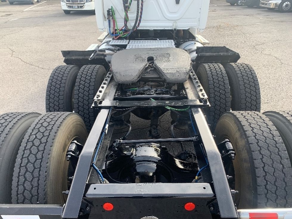 Day Cab Tractor-Heavy Duty Tractors-Freightliner-2019-Cascadia 12564ST-Nashville (Mount Juliet)-TN-348,946\n\t\tmiles-$ 44,750 - Image 6
