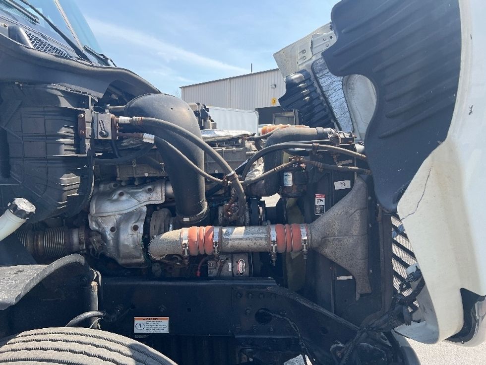 Day Cab Tractor-Heavy Duty Tractors-Freightliner-2019-Cascadia 12564ST-New Bedford-MA-356,422\n\t\tmiles-$ 52,250 - Image 15